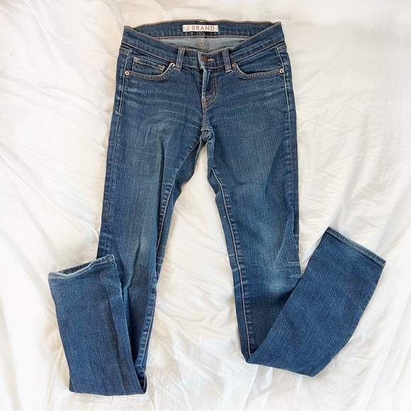 J Brand Low Rise Skinny Jeans Dark Wash Sz 25 - Picture 2 of 8